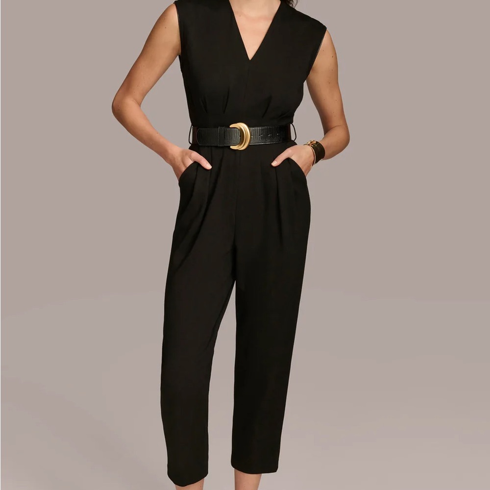 Elegant Black Sleeveless Jumpsuit